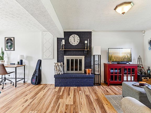 5th image of 7794 Ravenswood Dr