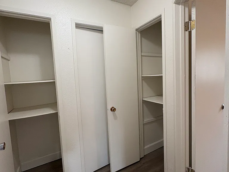 746 E Swain Rd — Photo 4