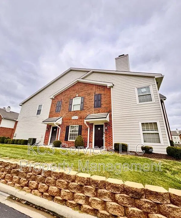 11620 Tomahawk Creek Pkwy #J