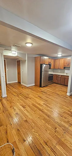 28 E Grand Ave Photo 1