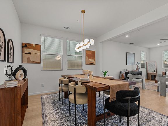 4th image of 10443 Peterborough Way