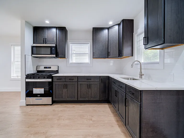 470 Delaware Ave #1L — Photo 7