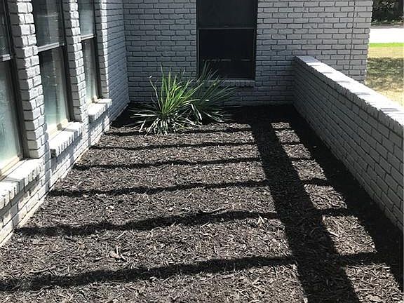 5th image of 4714 Lloyd Ct