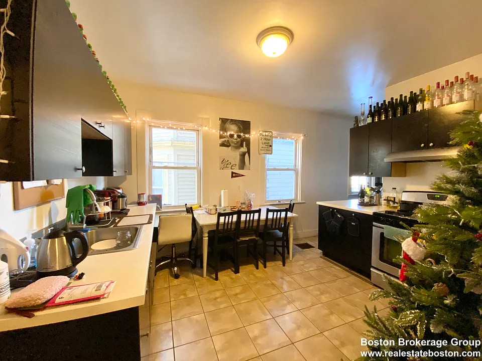 72 Calumet St #1