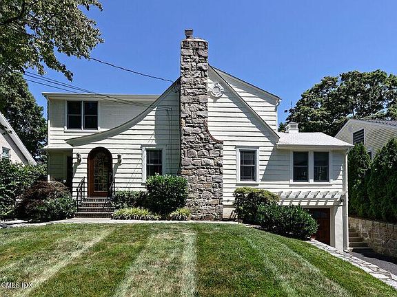 2nd image of 31 Westview Pl