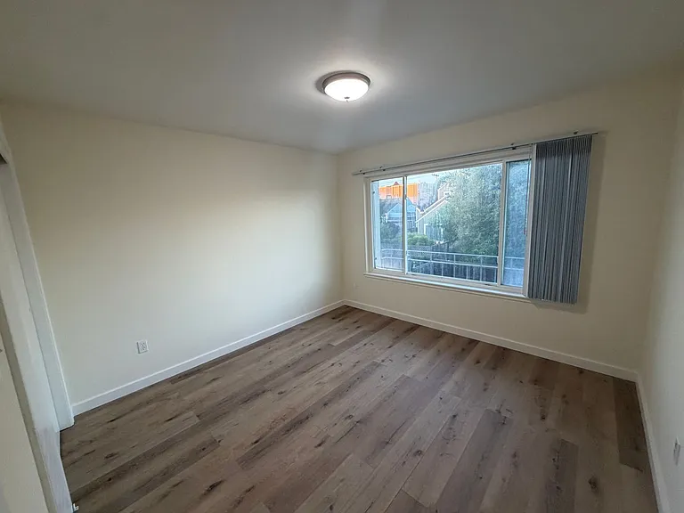 2629 Folsom Street — Photo 4