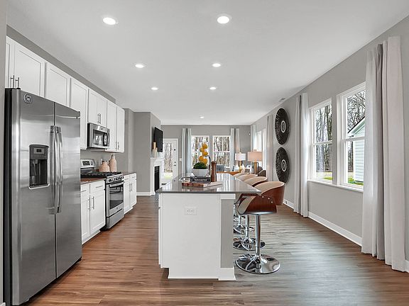 4th image of 804 Faudree Dr
