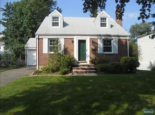 220 Madison Ave, River Edge, NJ 07661