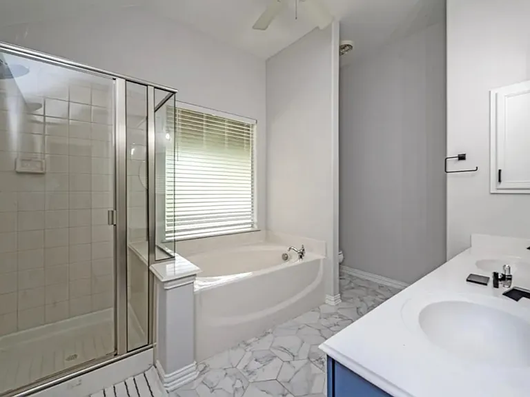 8309 Green Ash Dr — Photo 5