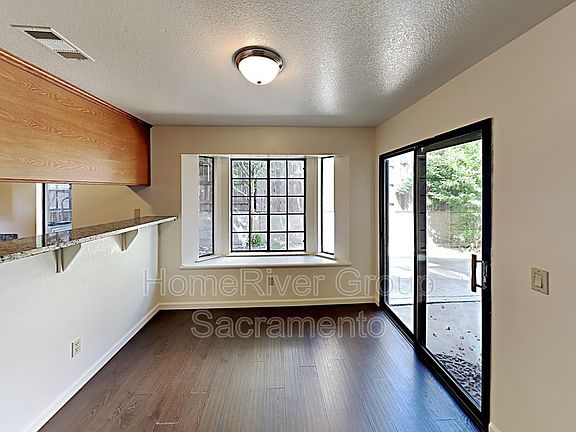 4th image of 1686 Vallarta Cir
