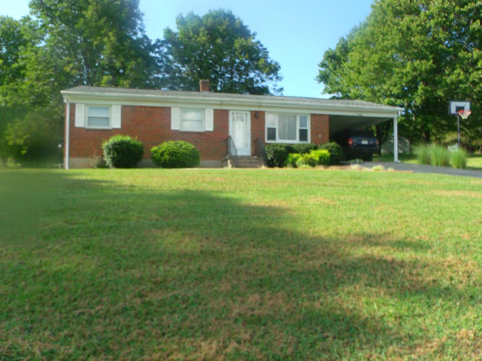 1st image of 3144 Richard Ave NE