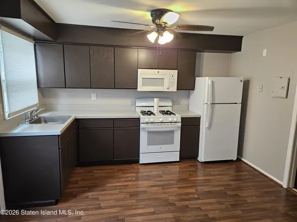 292 Miles Ave, Staten Island, NY 10308