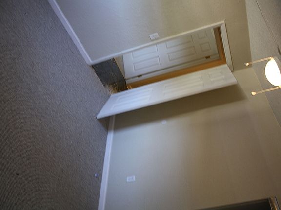 4th image of 2935 Kathryn Ave
