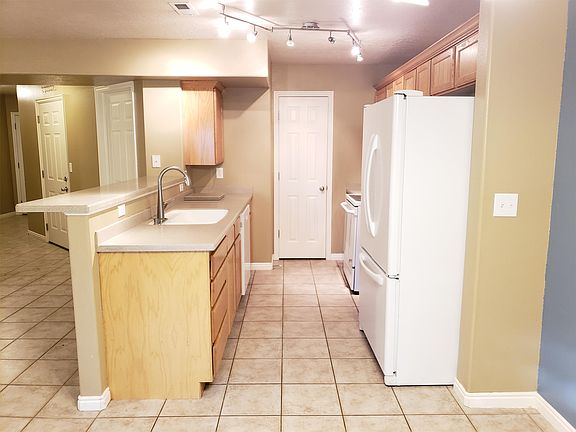 4th image of 10464 S Sage Vista Way