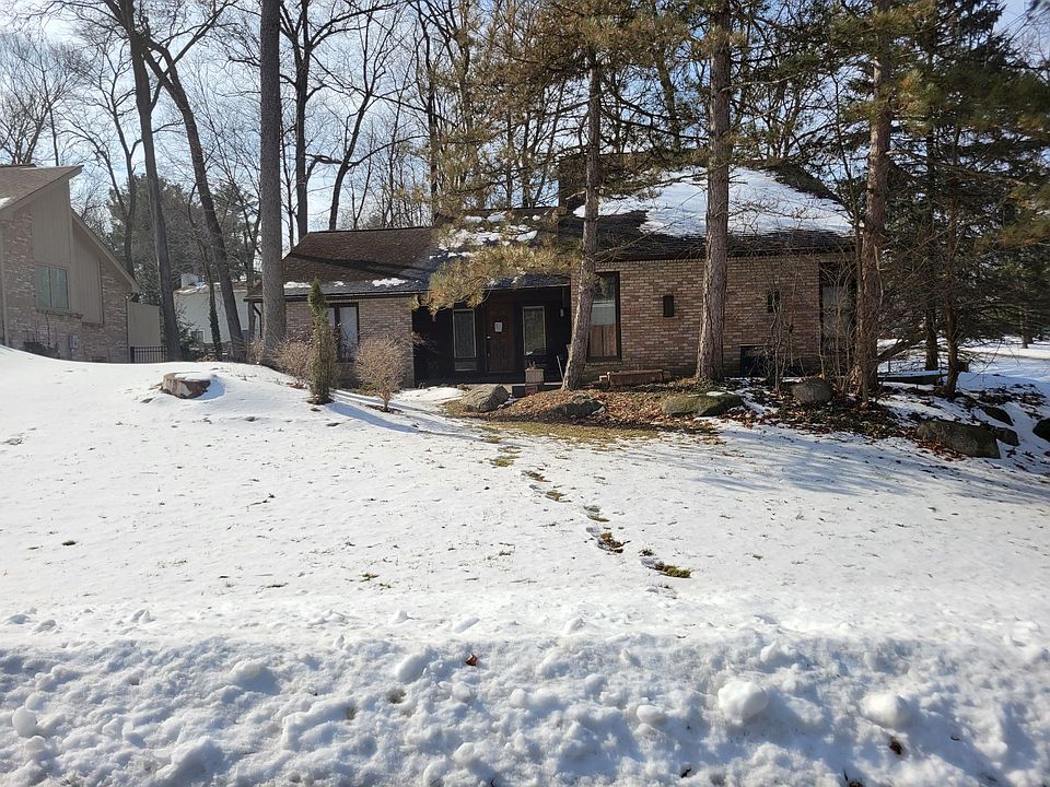 1st image of 4385 Rolling Pine Dr