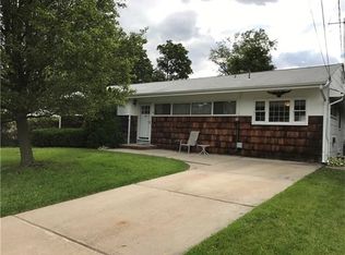 14 Brown Ct, Parlin, NJ 08859