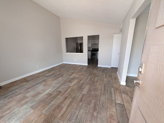 3rd image of 624 N Santa Barbara APT 3