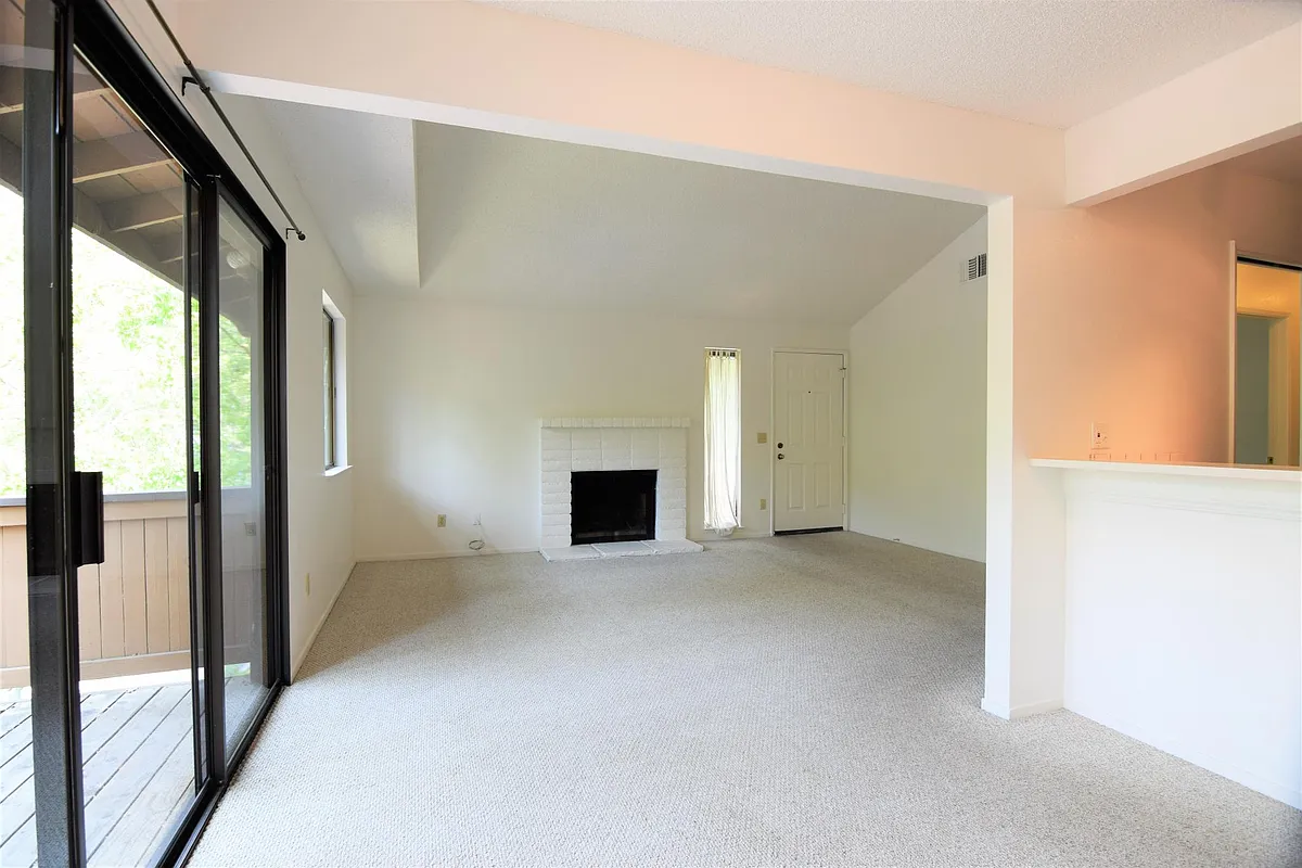 Building Photo - 436 Bernice Ln