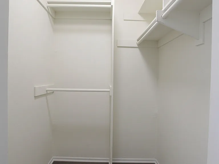 601 Westholme Ave #301 — Photo 13