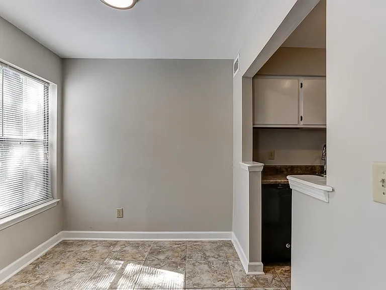 2512 Huntingdon Chase — Photo 10