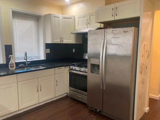 4 bed, 1.0 bath, $3,300 — Photo 3