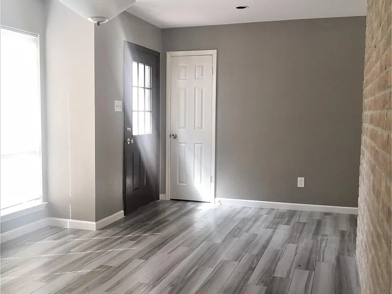 15810 Tumbling Rapids Dr — Photo 6