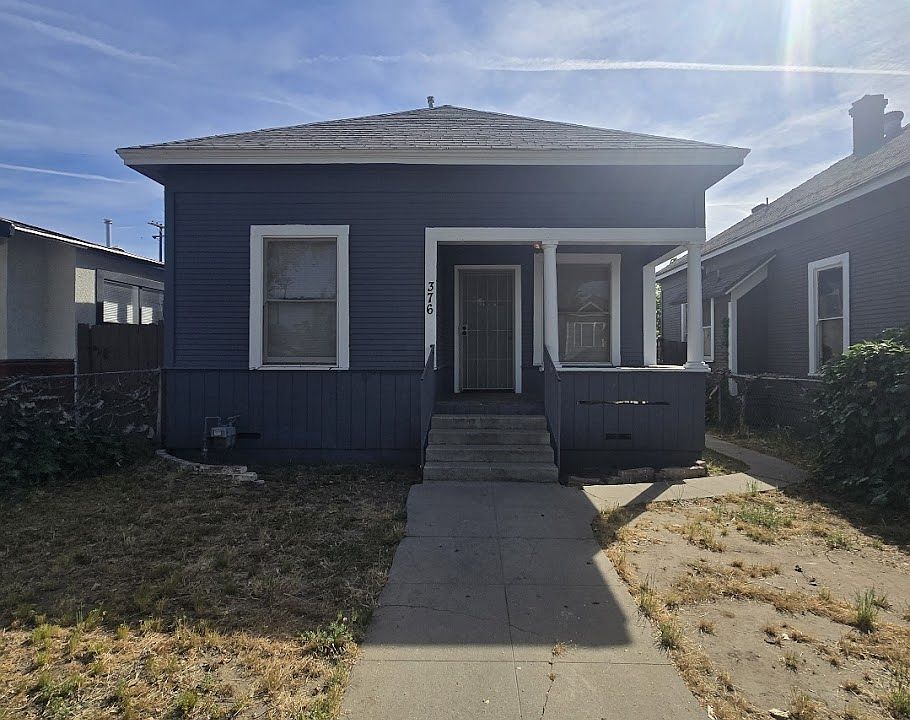1st image of 376 N Valeria St