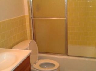 16 Ridge Dr APT 14, East Providence, RI 02914