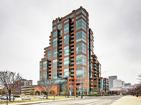 3rd image of 222 Witherspoon St #506