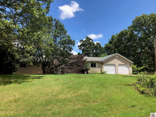 51 Hook Ln, Benton, KY 42025