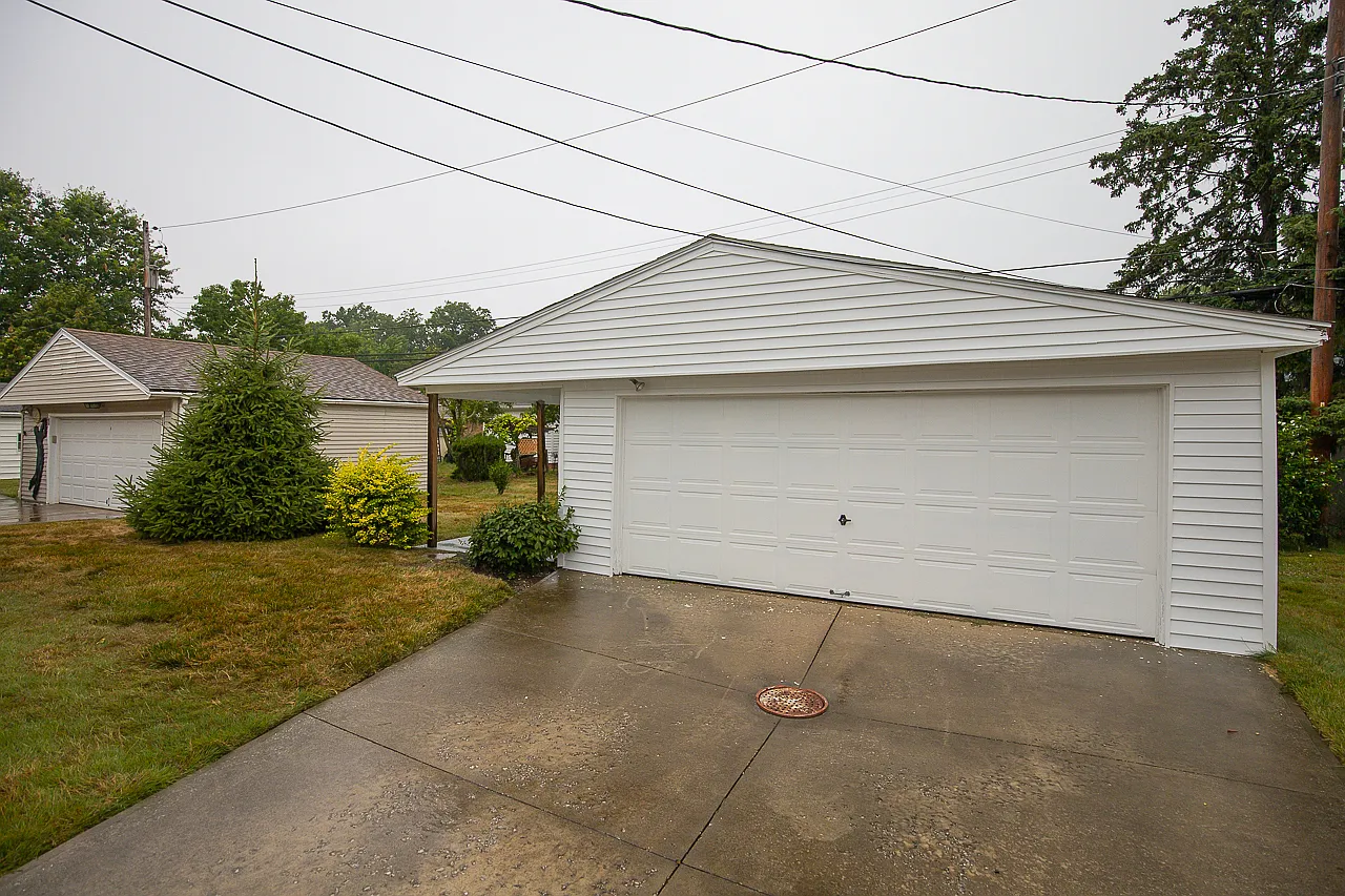 4365 Adrian Rd South Euclid — Photo 3