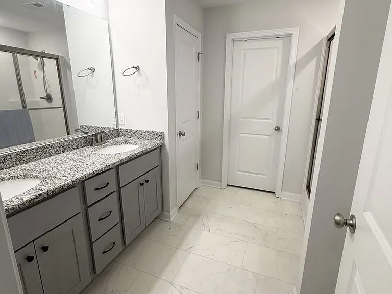 4036 Shire St — Photo 13