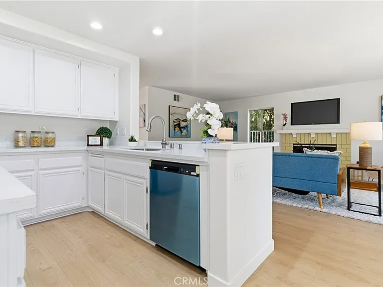 28360 Easton Ln — Photo 19