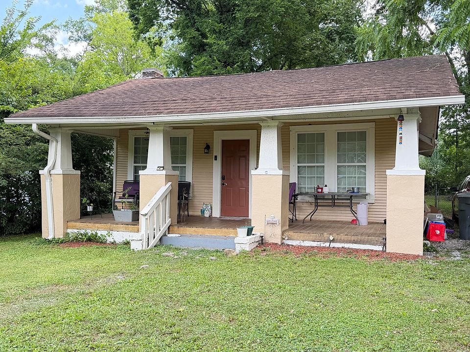 1st image of 16 Woodvale Ave