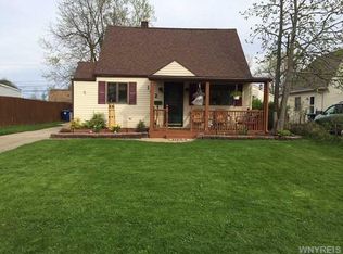 102 Larch Rd, Amherst, NY 14226