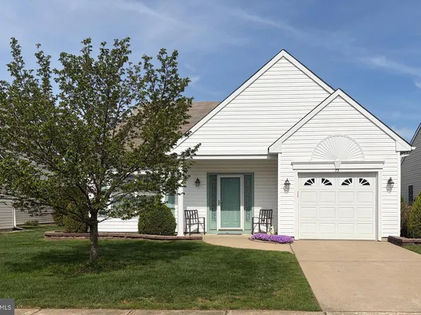 73 Wagon Wheel Ln, Columbus, NJ 08022