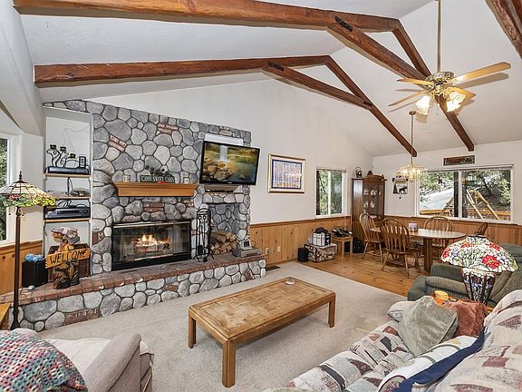 3rd image of 976 Teakwood Dr