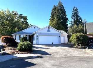 13304 NE 34th Cir, Vancouver, WA 98682