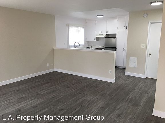 3rd image of 9600 Reseda Blvd #226