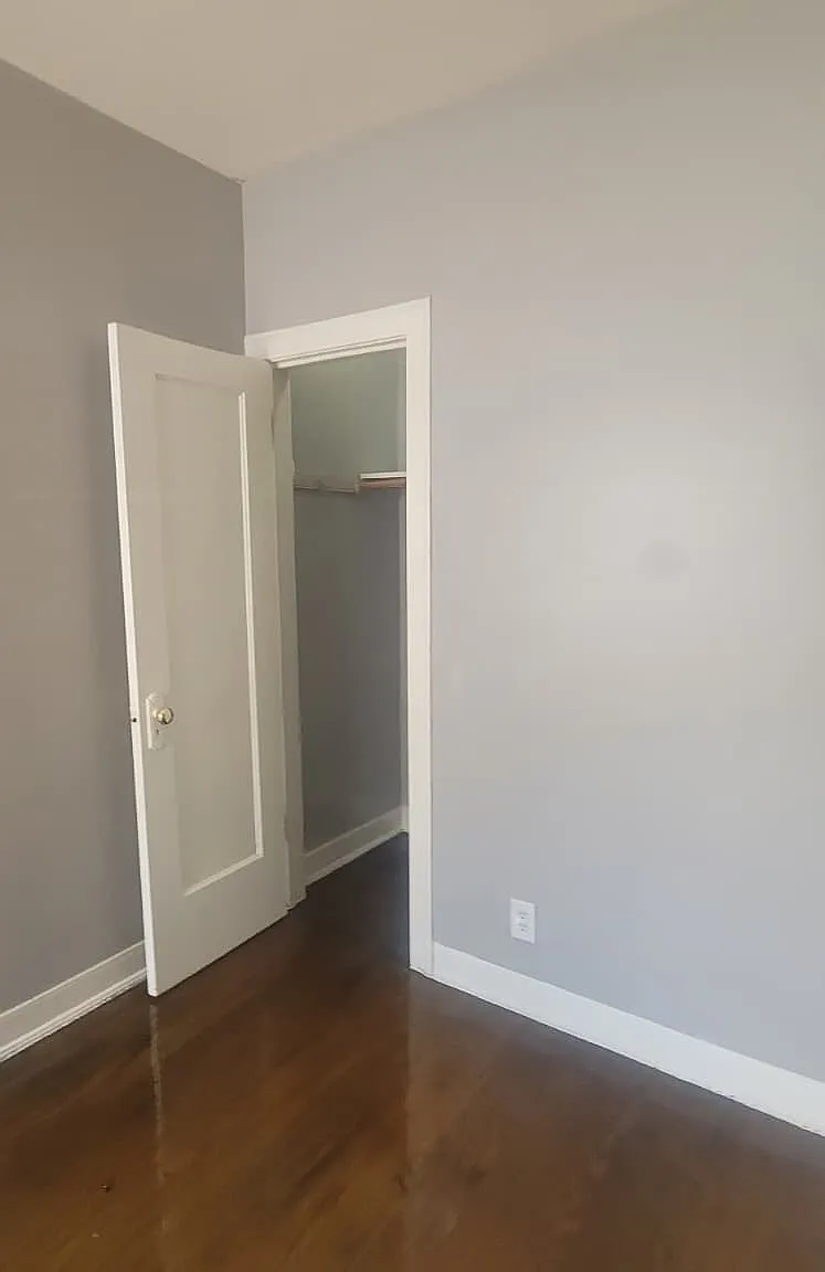 8041 S Maryland Ave — Photo 4