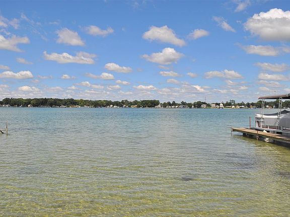 4th image of 25783 Lake Dr