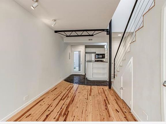 5th image of 4242 Buena Vista St APT 16