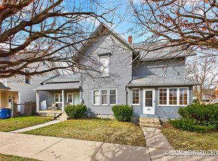 901 2nd St NW, Grand Rapids, MI