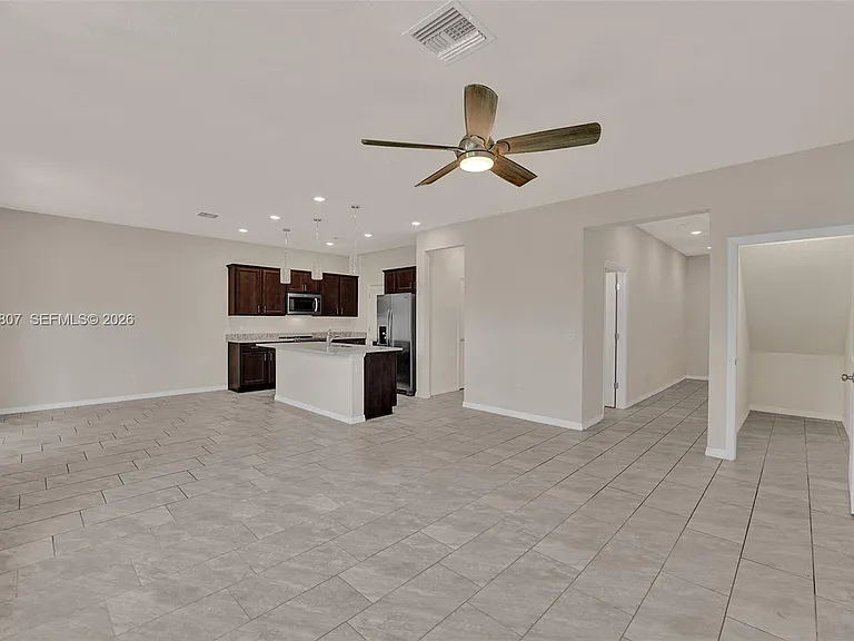 4764 Eucalyptus Dr — Photo 8