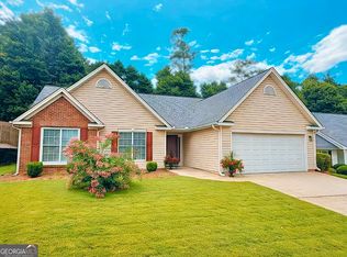 535 Suwanee East Dr, Lawrenceville, GA