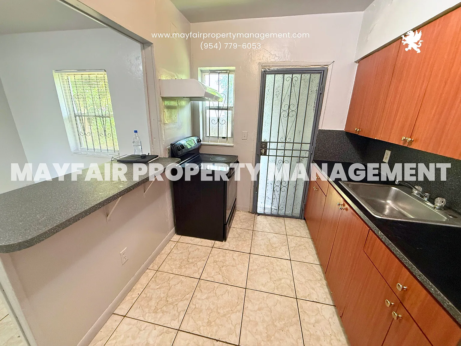 531 Northwest 110th Street - - — Photo 3