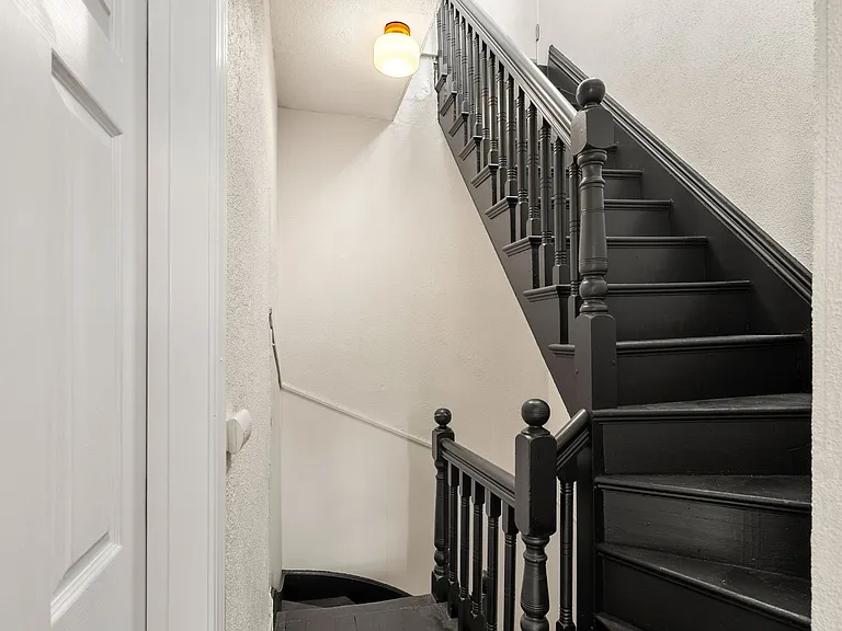 13-15 Knowlton St #1 — Photo 5