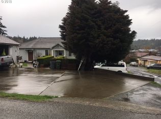 63636 Andrews Rd, Coos Bay, OR 97420