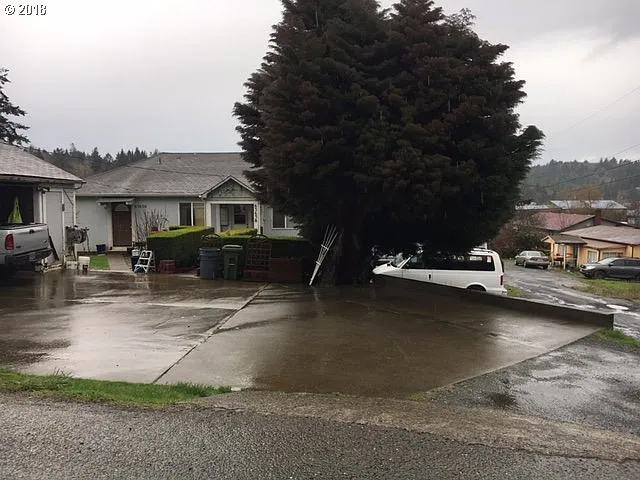 63636 Andrews Rd photo 1