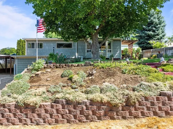 209 S 7th Street, Dayton, WA 99328